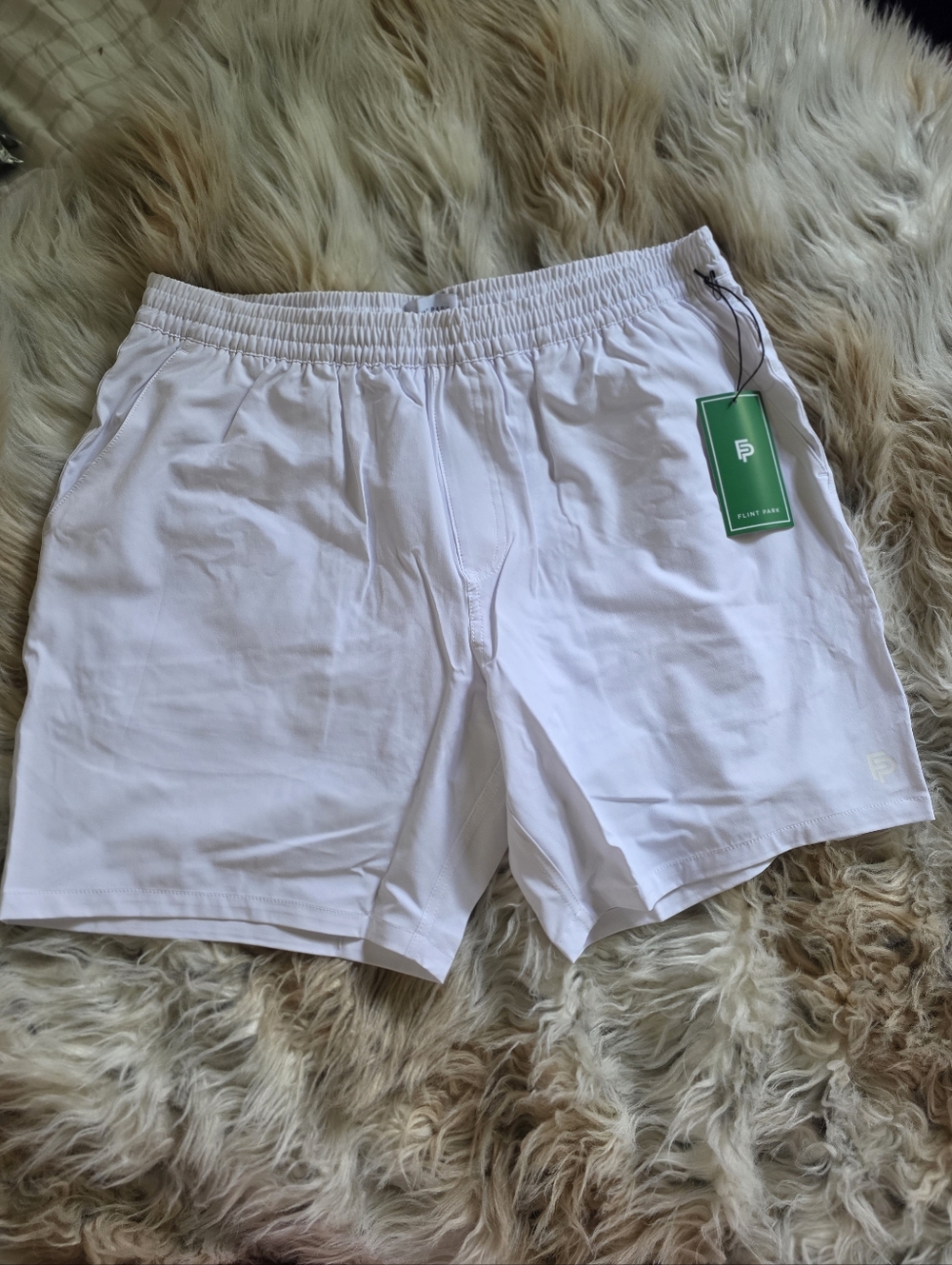 Men's Advantage Short (Lined) in White - Picture 2 of 12
